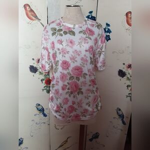 NWOT Floral Top